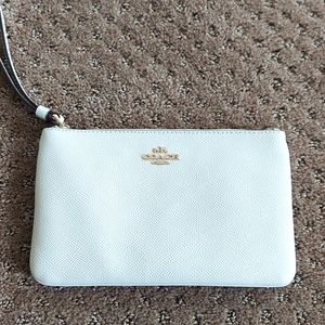 White coach wristlet zipper wallet